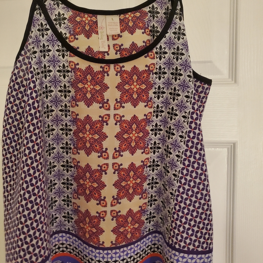WOMEN'S SIZE LARGE PURPLE/BLACK GEOMETRIC FLOWY TANK TOP BY SHRINKING VIOLET